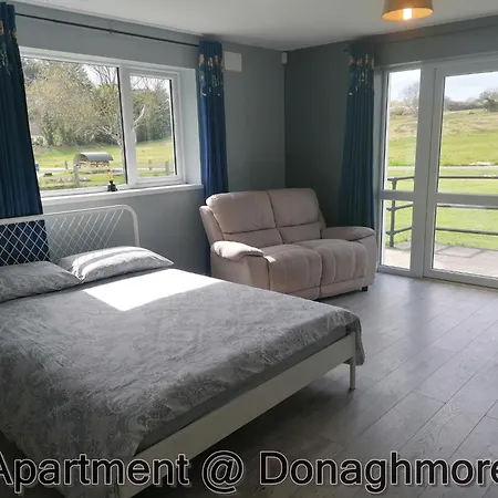 아파트 At Donaghmore Ballygarrett