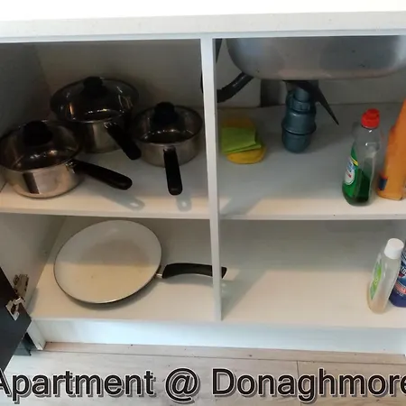 아파트 At Donaghmore *